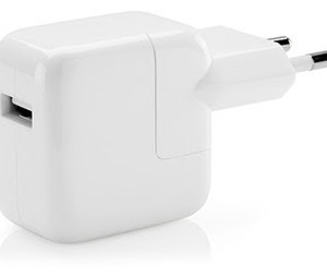 Iphone gyári töltő Iphone gyári töltő