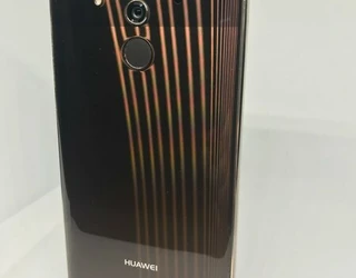 Huawei Mate 10 Pro.  Nincs készleten