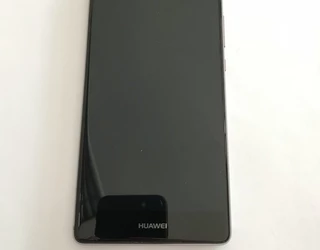 Huawei P9+.  Nincs készleten